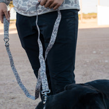 Load image into Gallery viewer, Burlebo Dog Leash in Classic Deer Camo