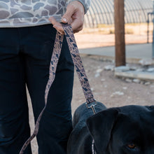 Load image into Gallery viewer, Burlebo Dog Leash in Gauge Camo