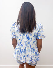 Load image into Gallery viewer, Choose To Love Me Floral Printed Bubble Sleeve Top