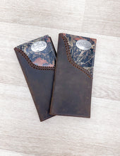 Load image into Gallery viewer, Fencerow Camo Roper Ole Miss Wallet