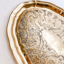 Load image into Gallery viewer, Kendra Scott Cheer Stud Earrings in Gold/White MOP