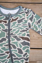 Load image into Gallery viewer, Burlebo Baby Full Zip in Retro Duck Camo