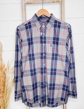 Load image into Gallery viewer, Brewer's Lantern Men's Plantation Long Sleeve Button-Down